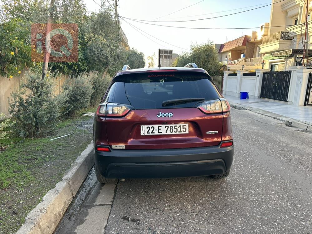 Jeep Cherokee